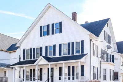 3 Charles St #2L 1