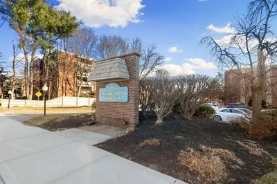 64 Main St #53B 1