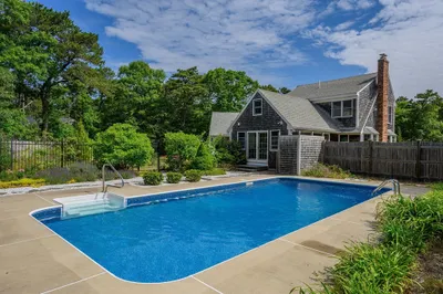 140 Thorne Road 1