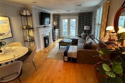 270 Bunker Hill St #5