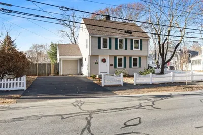 14 Heather St