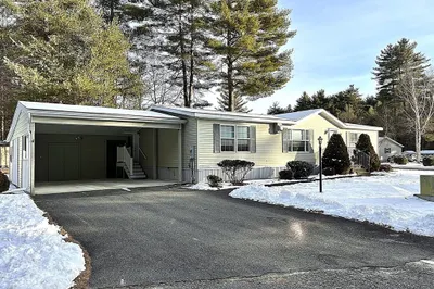 78 Earl Drive