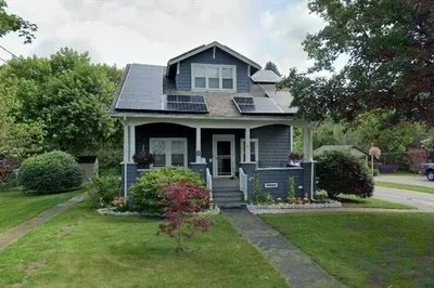 61 School St