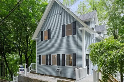 48 Garnet St 1