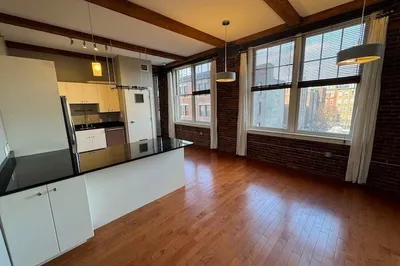 26 Stillman St #3-1