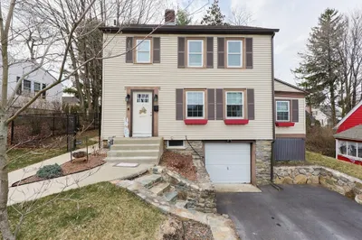 14 Cardinal Drive
