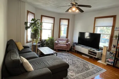 254 Elm St #1