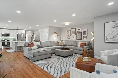 66 Castine St 1
