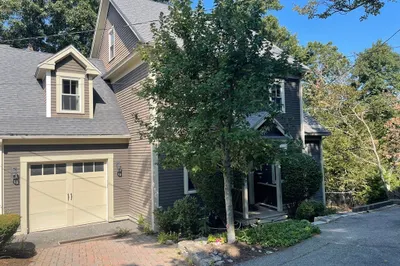 2 Cragmore Rd #6B 1