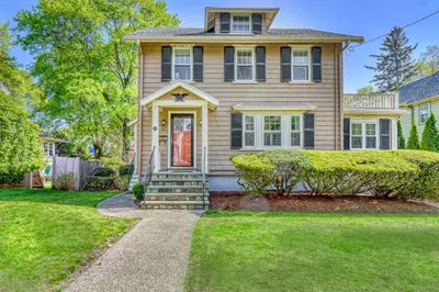 149 East Foster Street 1