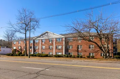 270 Main St #9 1