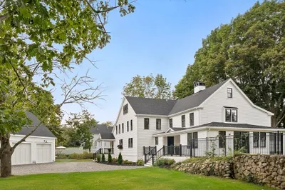 15 Christopher Ln 1