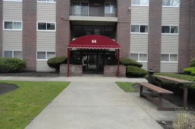 64 Main #48B 1