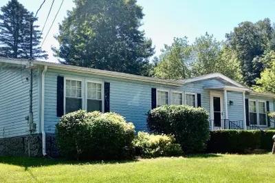 32 Edward Lane 1