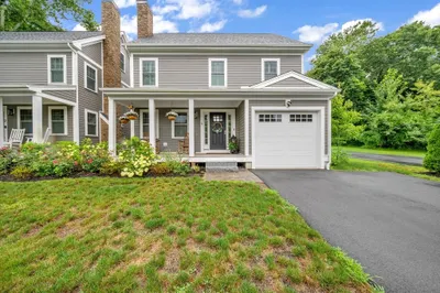 4 Roselett Way #4
