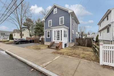18 Hemlock Rd 1
