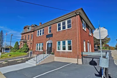 1078 Main Street 1