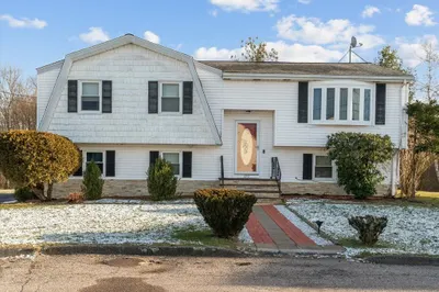 100 Chestnut Circle 1