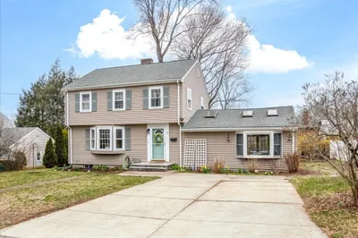 32 Earle St 1