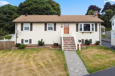 49 Summit St 1