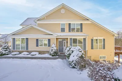 15 Avebury Lane #15 1