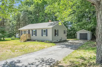208 Ash St 1