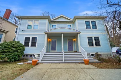 39 Hawthorne St #39 1