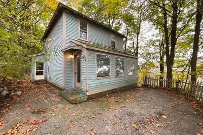 72 Winter St 1