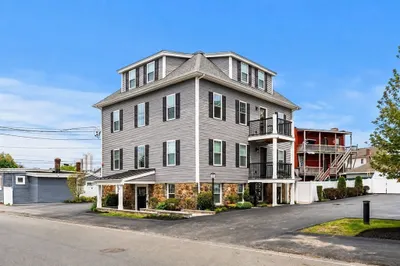 4 Wakefield Ave #4 1