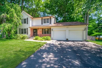 7 Bunker Cir 1