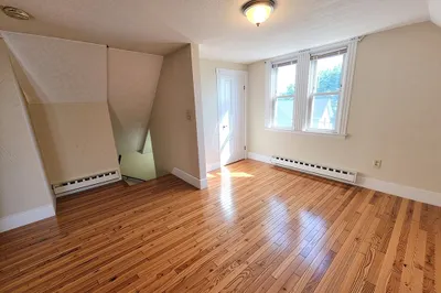 10 Harvard St #3