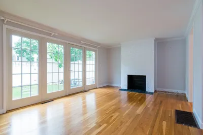 11 Oak Street #25 1