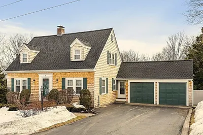 81 Winter St 1
