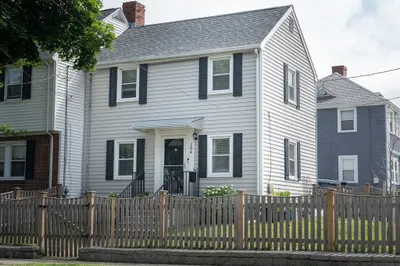 104 Bell Rock St