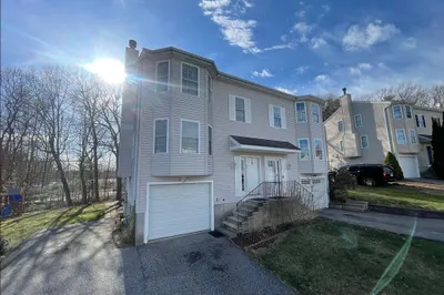 55 Ledgecrest Dr #55 1