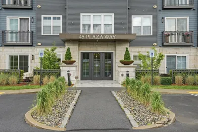 45 Plaza Way #208 1