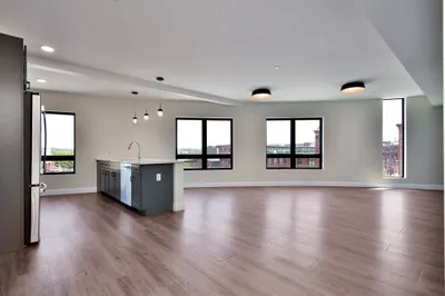 215 Canal St #3 1