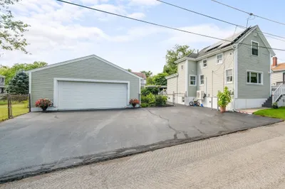 116 Adams St 1