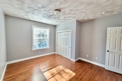 64 Sutton St #1