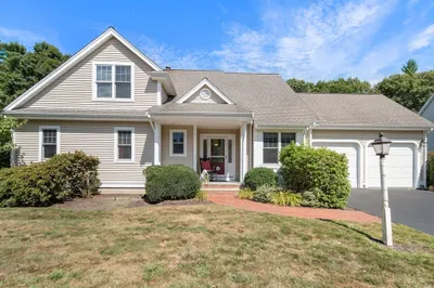 51 Holly Cir #51 1