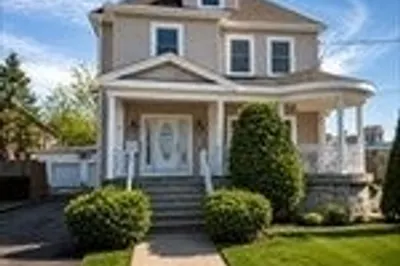 5 Myrtle St #3 1