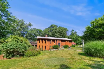 6 Orchard Lane
