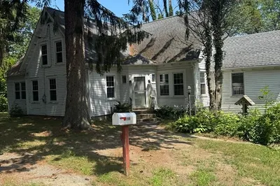 159 County St 1