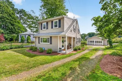 72 Bonnie Brier Cir 1
