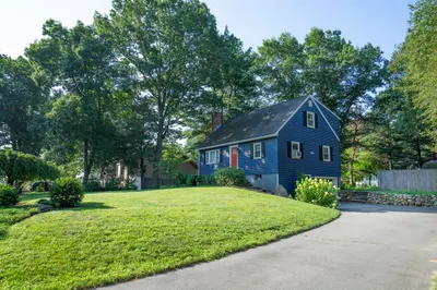 83 Derry Rd 1