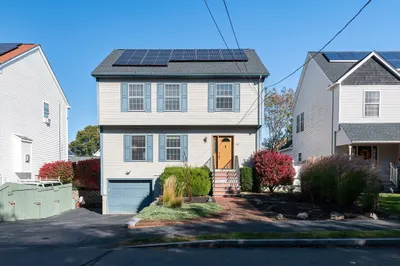 42 Gibson St 1