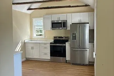 1 Pond Place #1 1