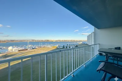 100 Cove Way #506