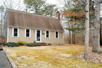 5 Pin Oak Dr
