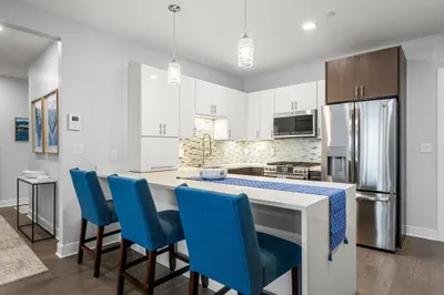 2 Cliveden St #503E 1